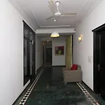 Oyo 2282 Apartment Velachery