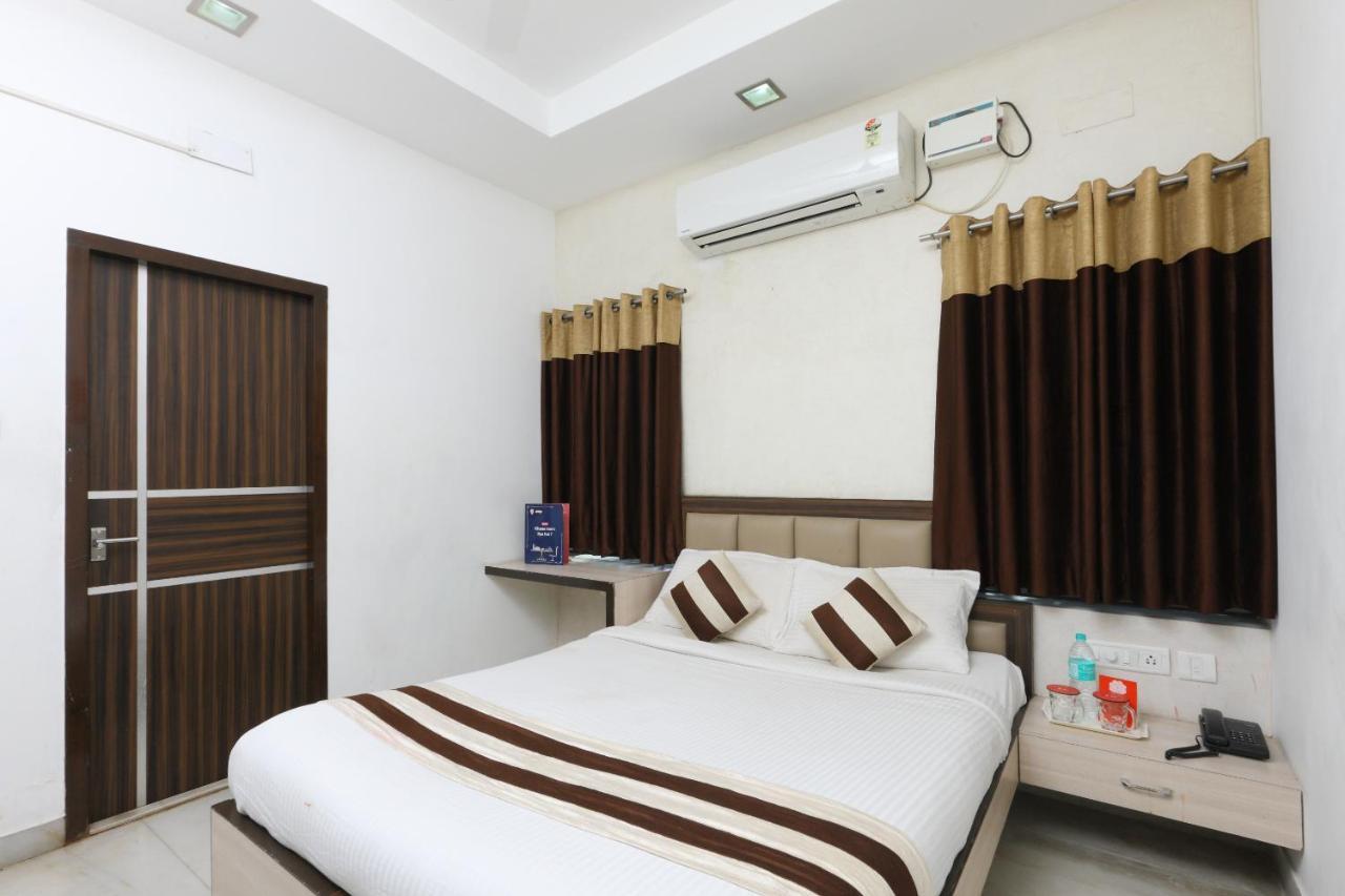 Apartment Oyo 2282 Velachery Chennai